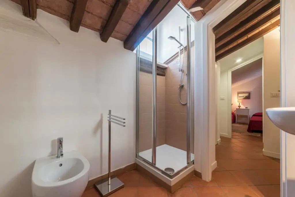 Three bedrooms in world-famous Via Giulia - Wifi, A/C, Washing machine