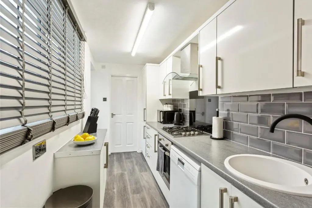 Spacious & Central Entire Home