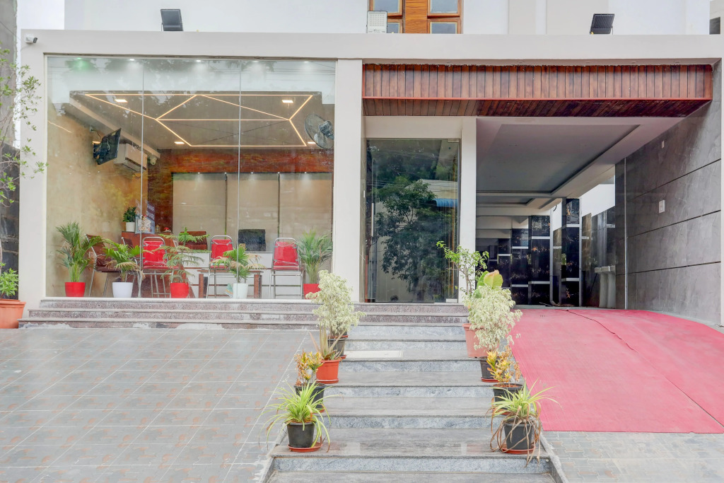 Townhouse Sri Padmavati Ammavaari Temple Formerly Hotel Rama Grand
