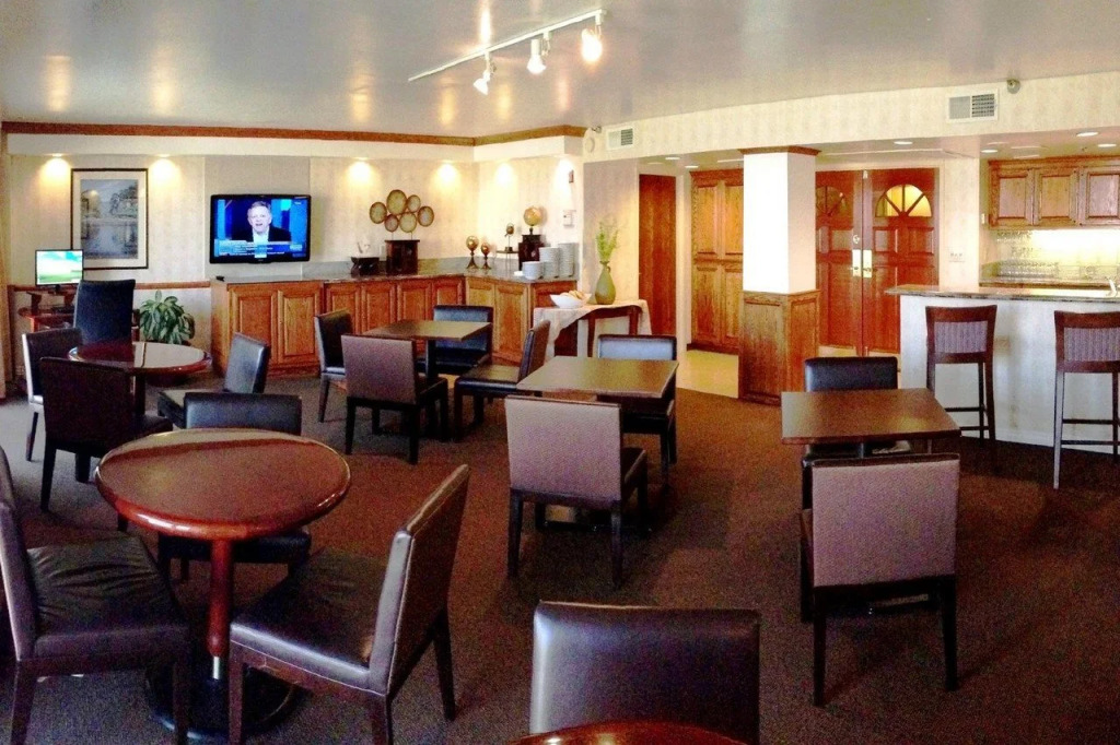 Ontario Airport Hotel & Conference Center
