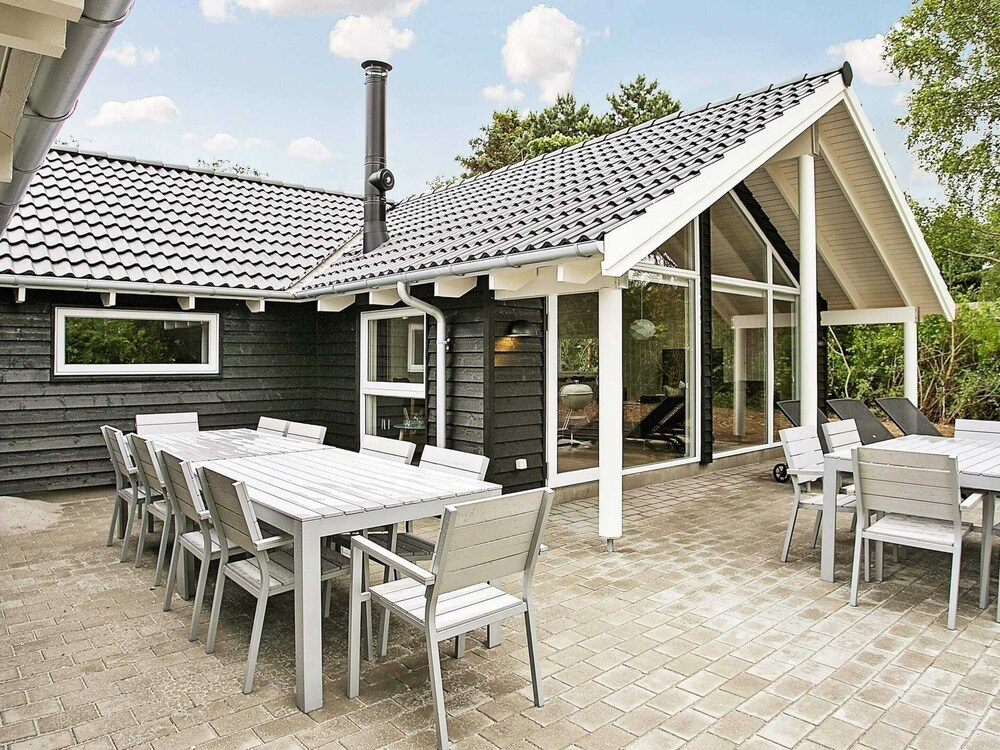 5 Star Holiday Home in Tisvildeleje