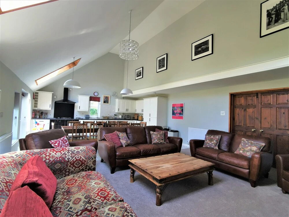 Coach House - 5 Bedroom - Llanfyrnach