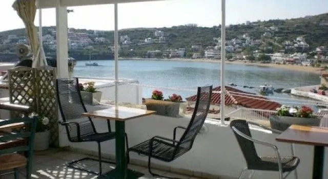 Adonis Guesthouse