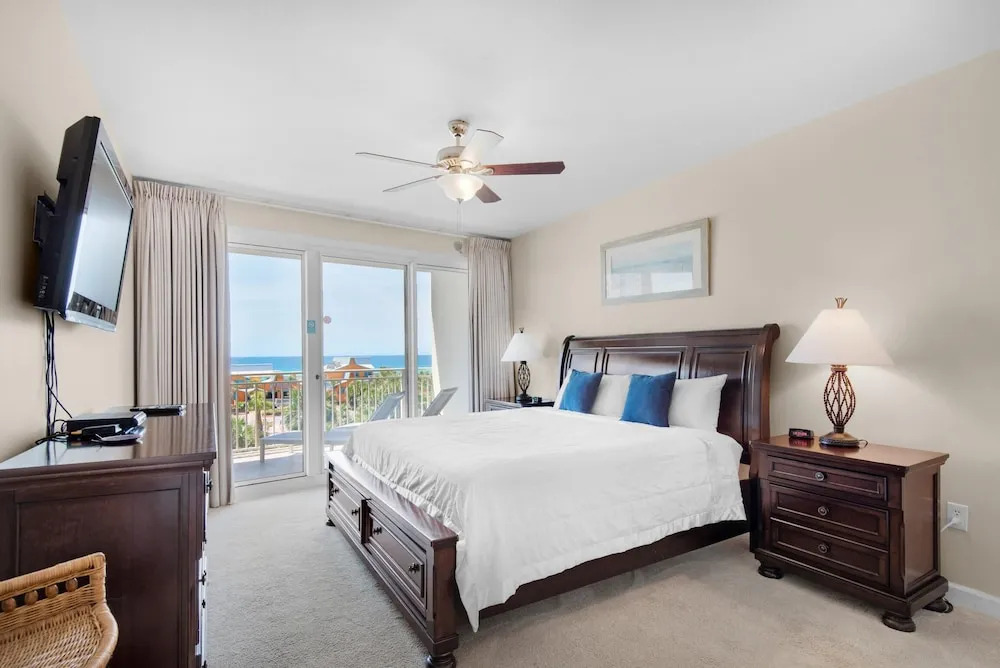Sterling Shores 402