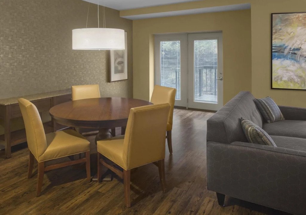 Sheraton Suites Akron Cuyahoga Falls