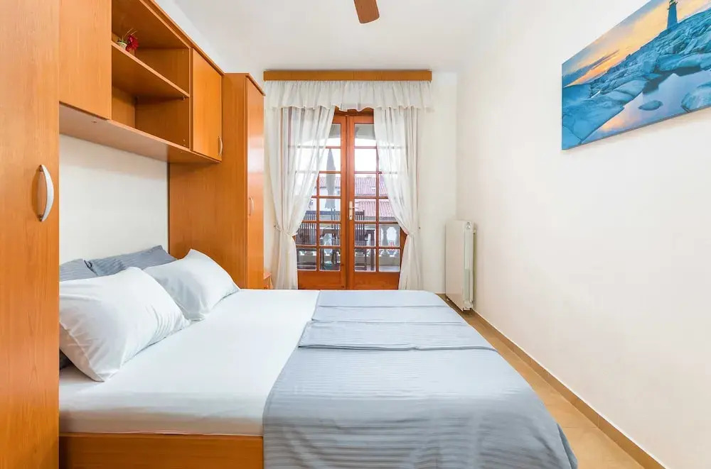 Seaside Apartment in Fazana - Two Bedrooms