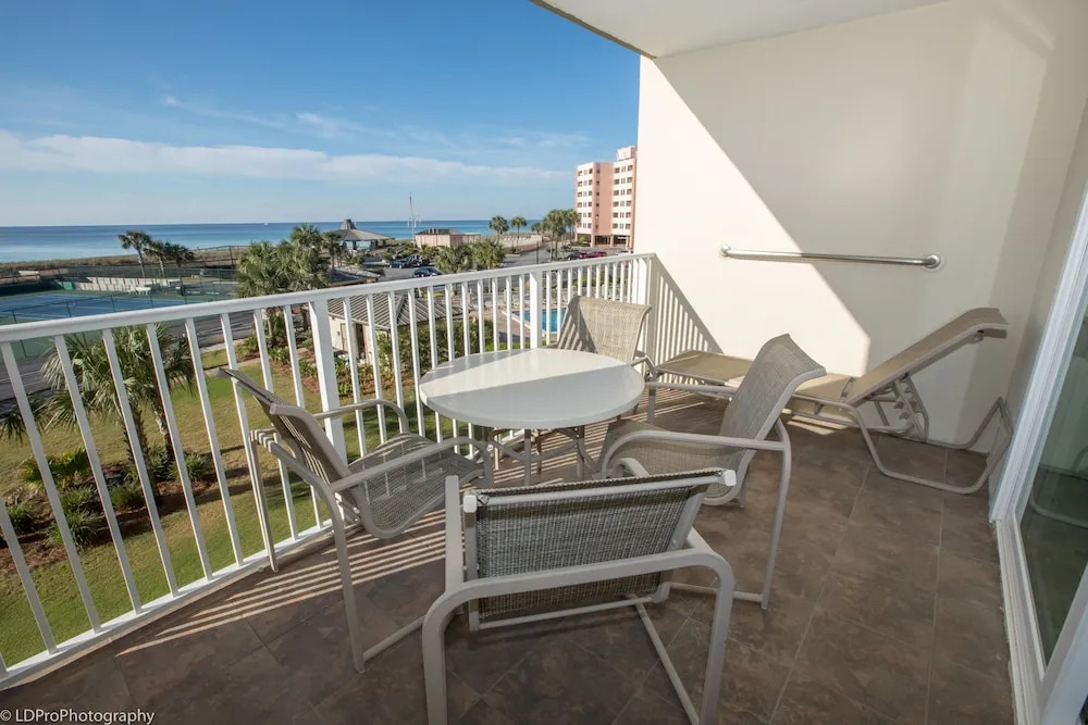 Islander 302 Destin - 2 Br Condo