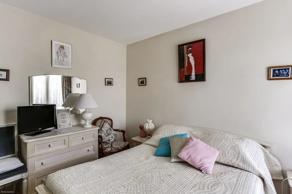 House With 3 Bedrooms in Baillargues, With Enclosed Garden and Wifi -