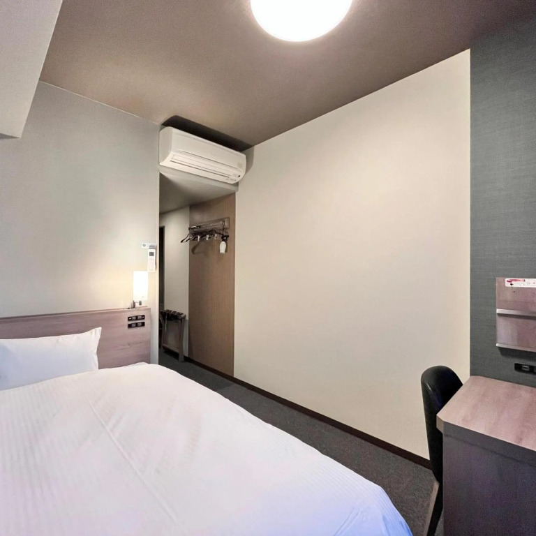 Hotel Route-Inn Nagaoka Ekimae