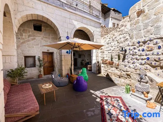 Feris Cave Suite Hotel