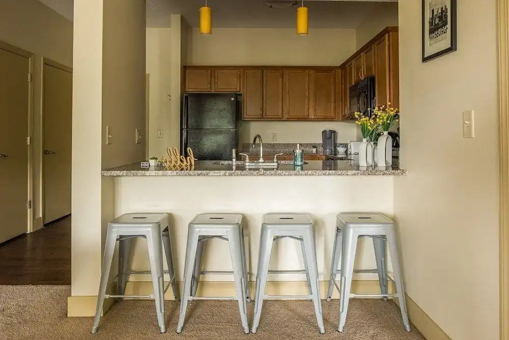 FRONTDESK Portal Place Apts Oakland Pittsburgh