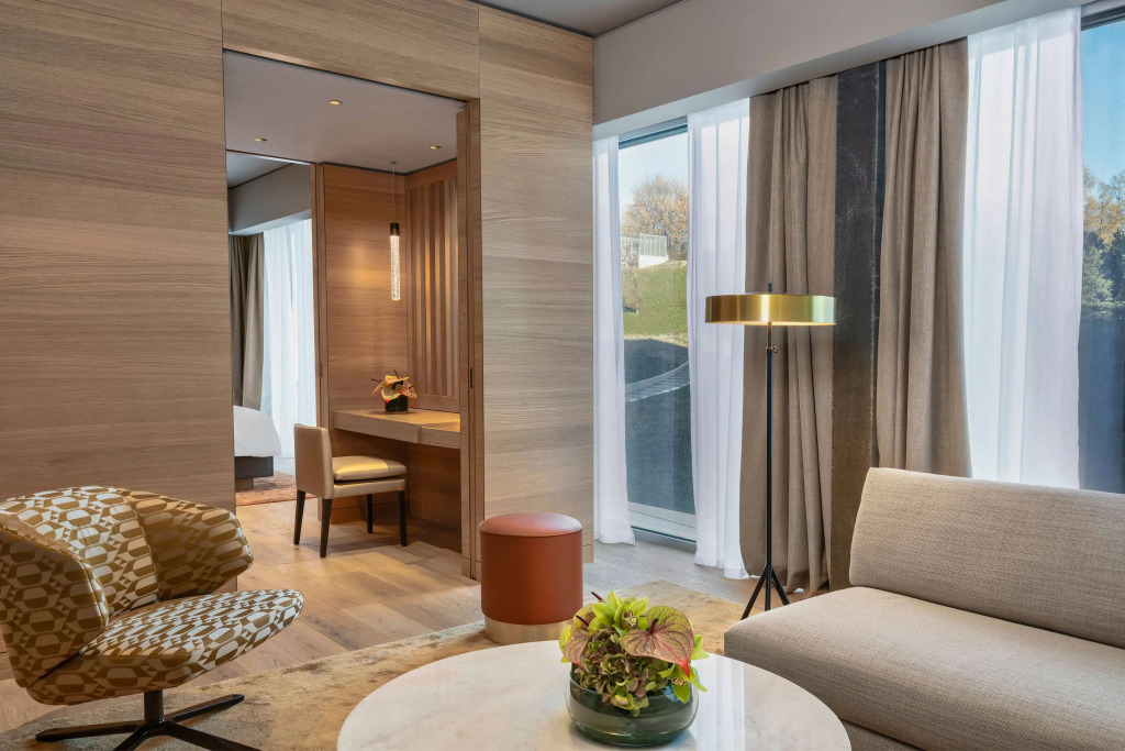 Hyatt Regency Zurich Airport Circle