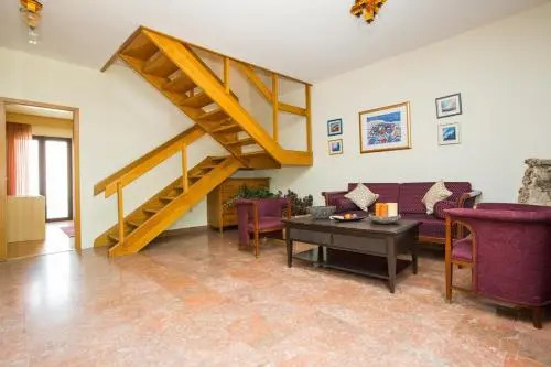 Apartment Macan