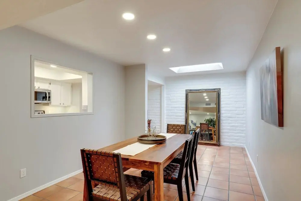 Tucson Townhome w/ Private Patio & Mtn Views!
