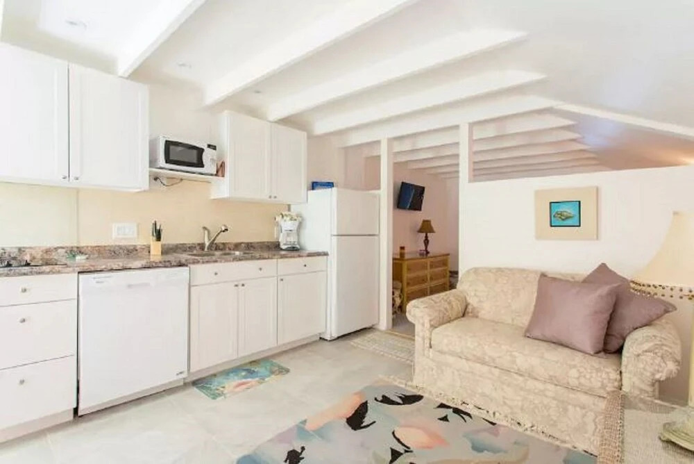 Treasure Island Beach Retreat Sleeps Up To 21