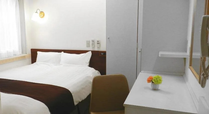 Hotel Check In Shimbashi