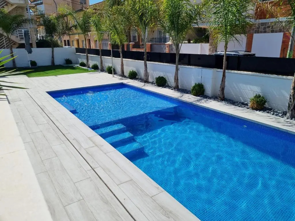 Luxe nieuwbouw appartement op 50m van de zee