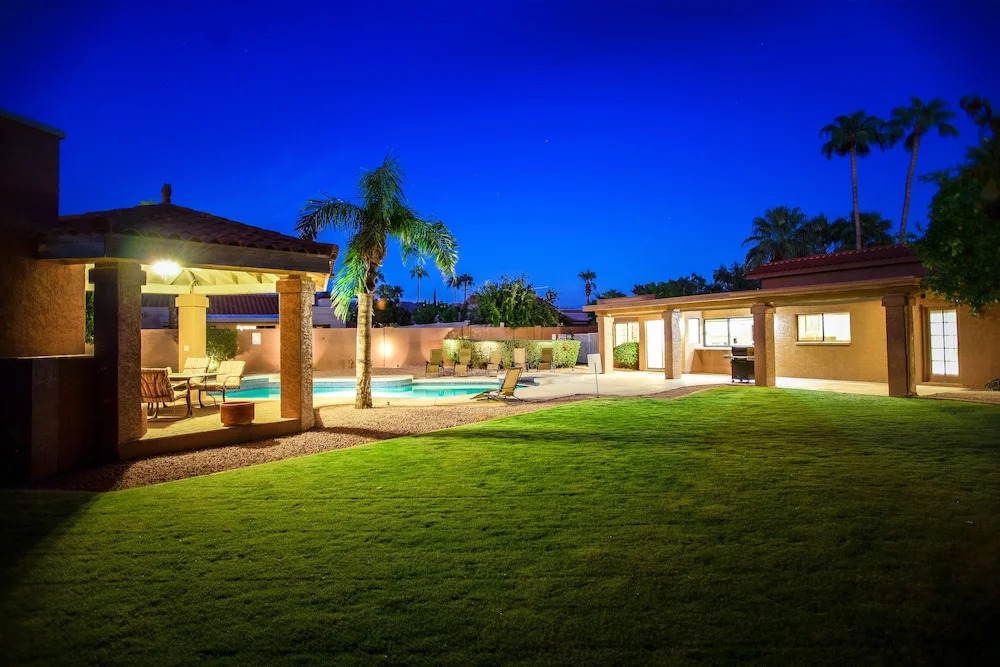 Avalon - 4 Bedroom Home - Scottsdale
