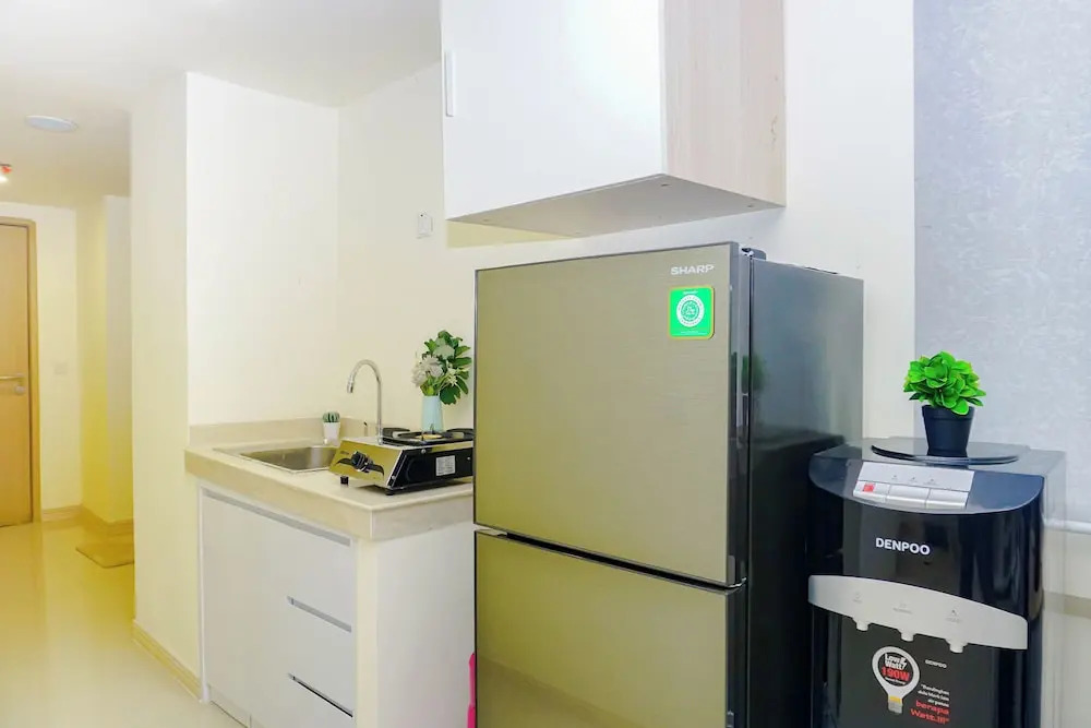 Modern Space And Restful 2Br At Apartment Meikarta