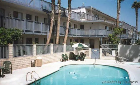 Pier South Resort, Autograph Collection