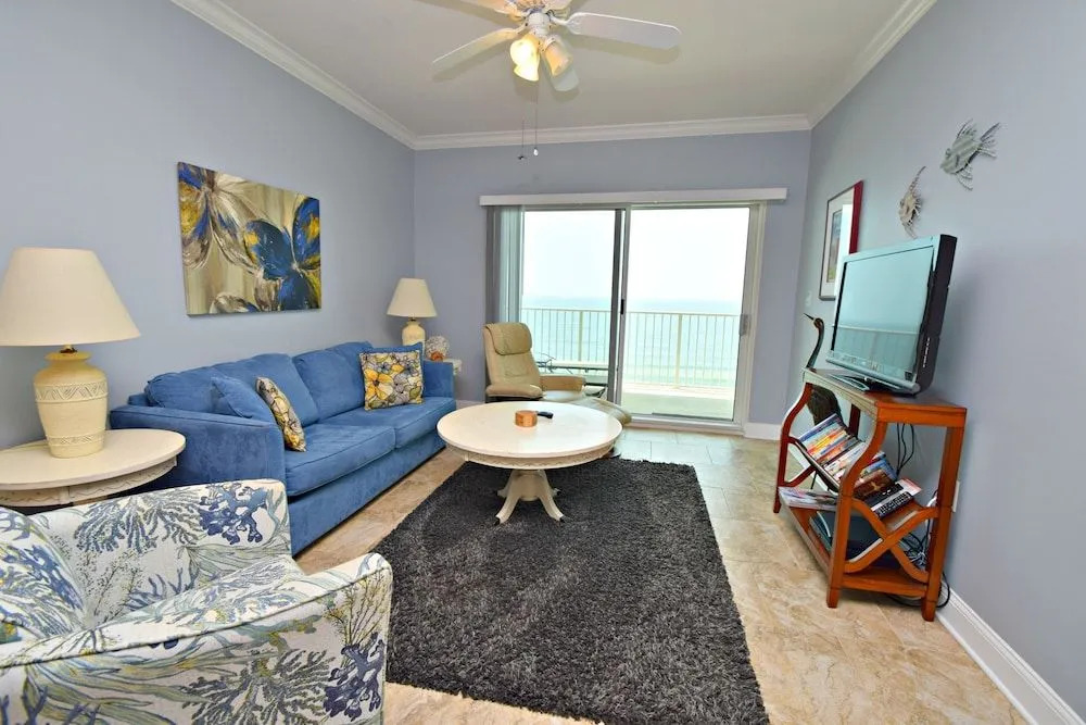 Crystal Shores 904 by RedAwning