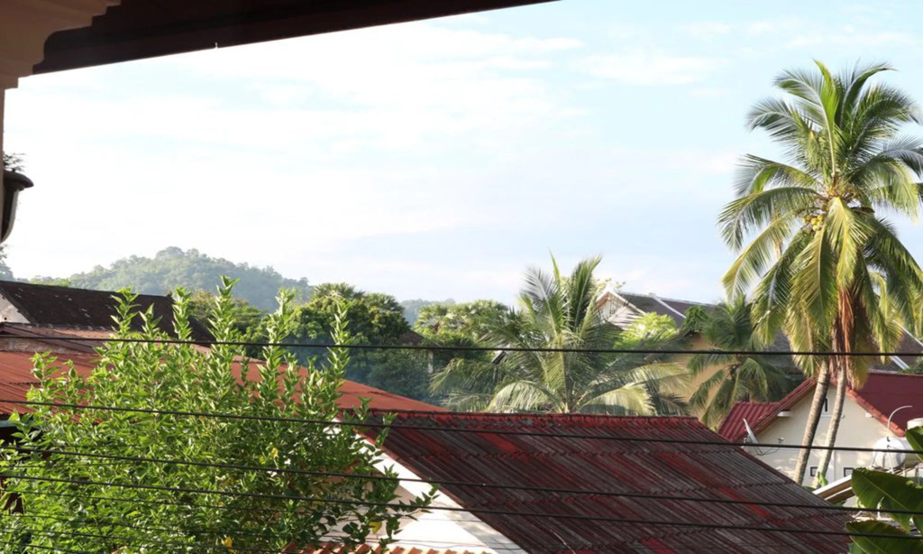 Singharat Guest House