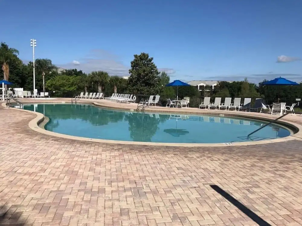 Bahama Bay 806