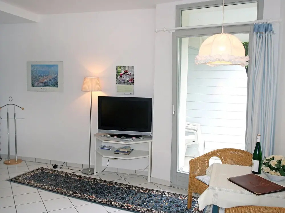 Apartment Appartement A12 by Interhome