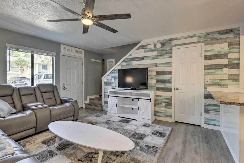 Walk to Beach: Modern PCB Townhome w/ Patio