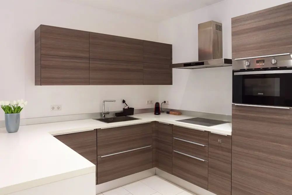 Origer Apartments by Rentaroo
