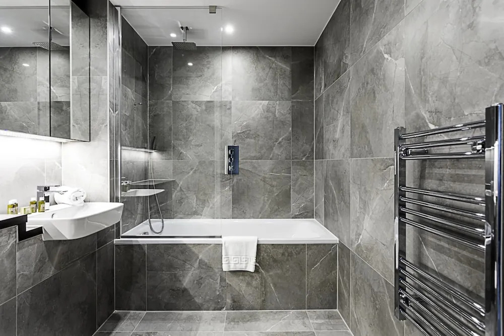 Icon Tower Flat One - North Acton