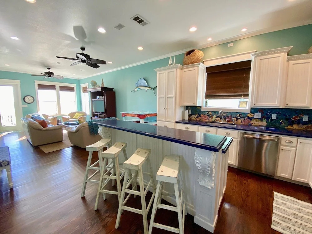 Beachfront Therapy 4 Bedroom Home