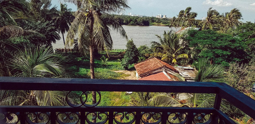 Melow Riverview Apartment