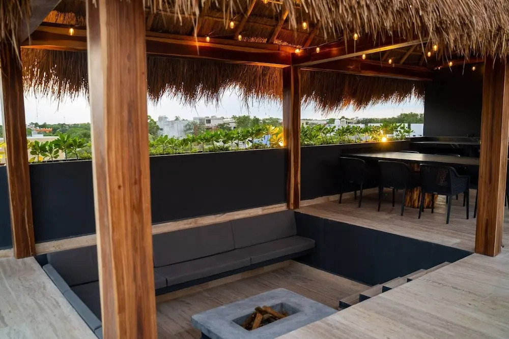 Studio Apt, Great Location, Amazing Rooftop Pool