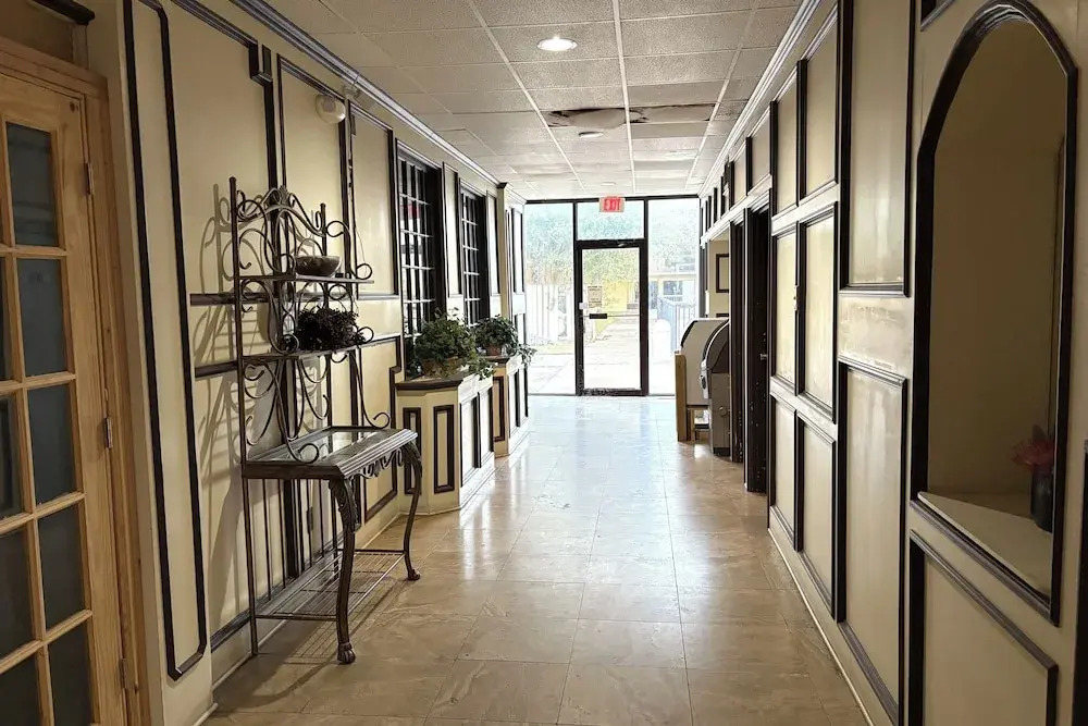 Motel 19 By Capital O Baytown I-10