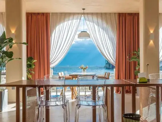 Monet garden net Red Sea View Inn