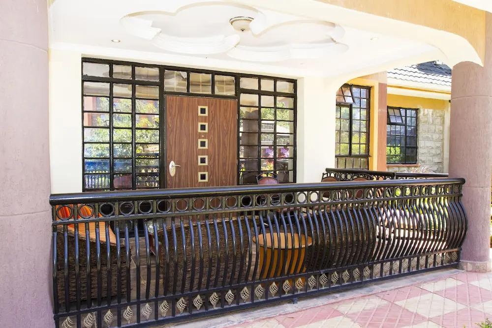 stanjo karen suites