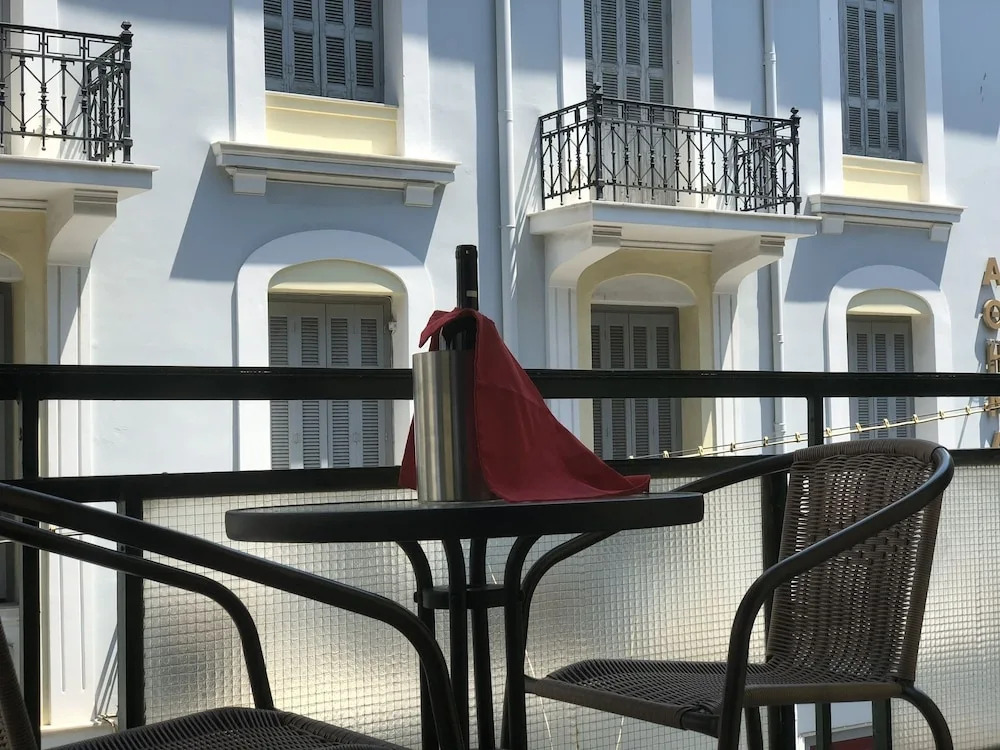 Acropolis Luxury Athens Suites