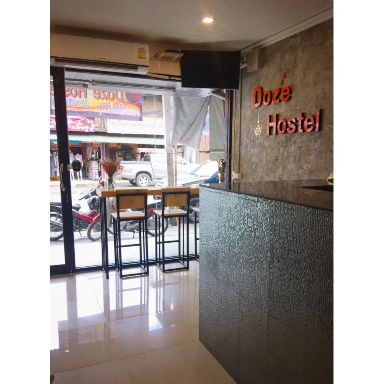 Doze Hostel