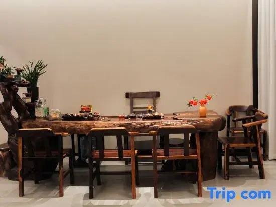 Ru You Yuan Boutique Homestay (Xiandu Scenic Area Branch)