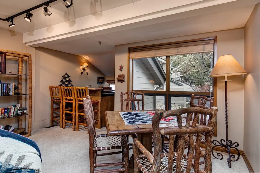 1432 Deer Valley Drive North Townhome - 4 Br townhouse by RedAwning