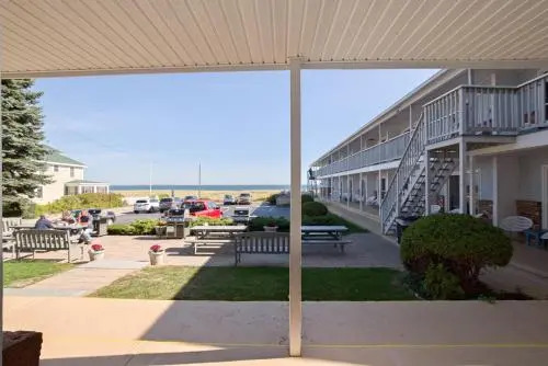Kebek 3 Oceanside Motel