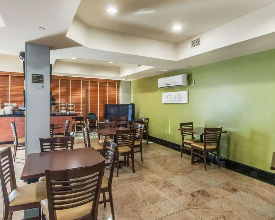 Sleep Inn & Suites Winchester near University
