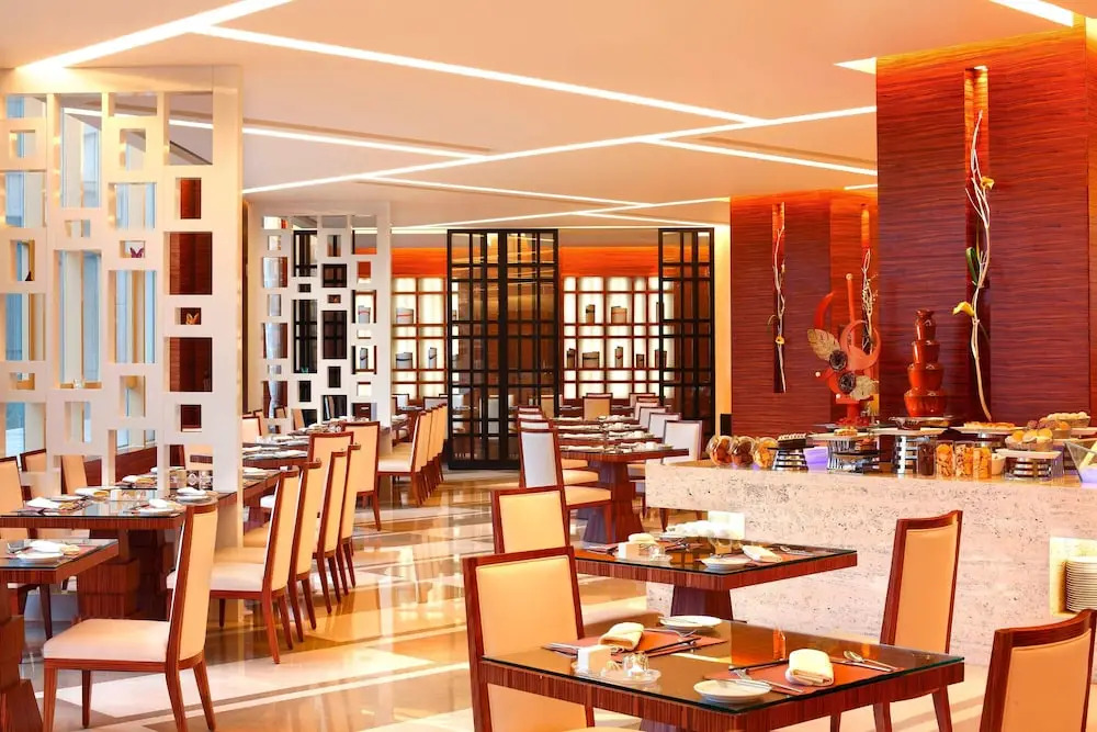 Four Points by Sheraton Luohe
