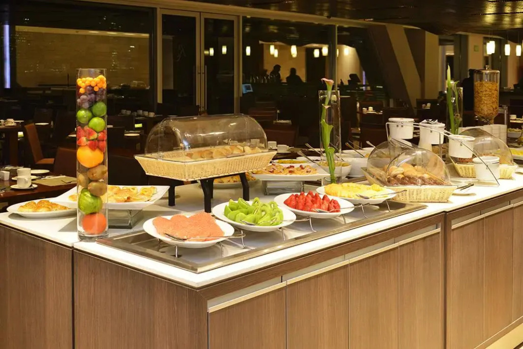 Radisson Blu Plaza El Bosque Santiago