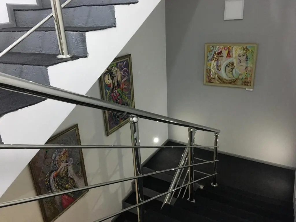 Jules Verne Hostel