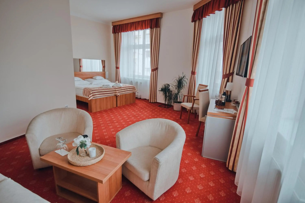 Hotel Grand