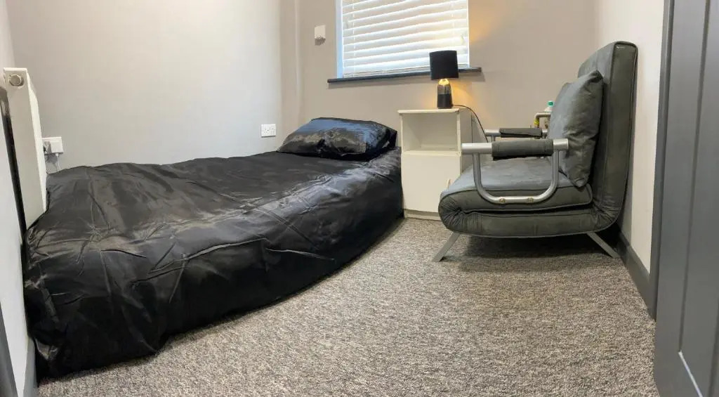 Gate Lodge - Private En-suite rooms, Kings Lynn, central location