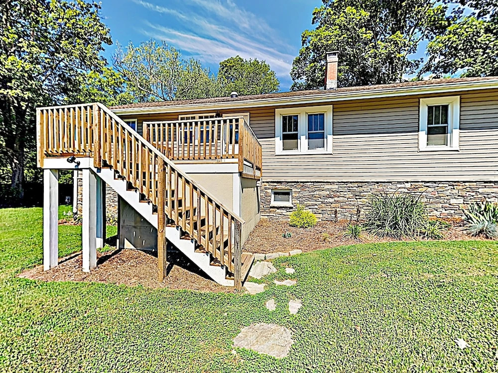 40 Fletcher - 3 Br Home