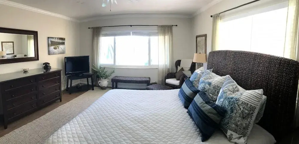 Win-San B-203 - 2 Br Condo